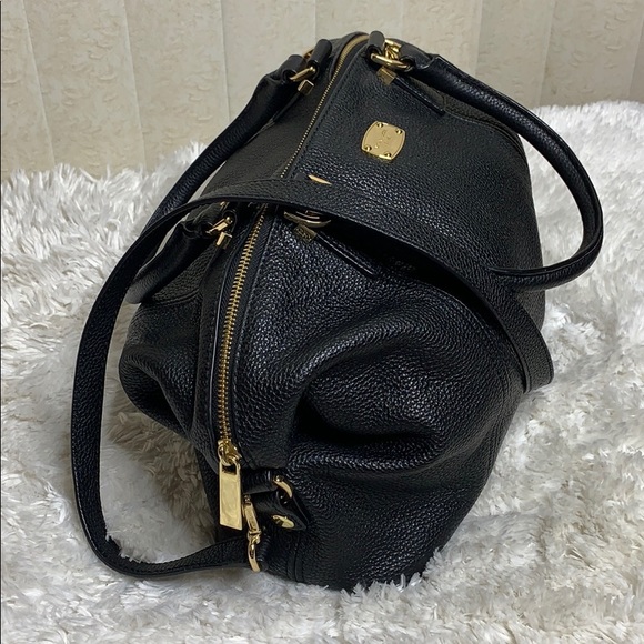 Michael Kors bag - Picture 2 of 6